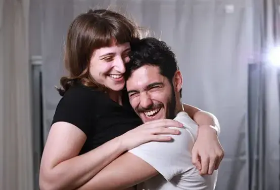 הבת של גדעון סער והחבר עברו לגור ביחד - וואלה! סלבס
