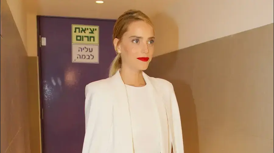 הדוגמנית רותם סלע ילדה בן ראשון - וואלה! סלבס