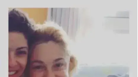 מיה דגן מפתיעה בתמונת עירום אותנטית - וואלה! סלבס