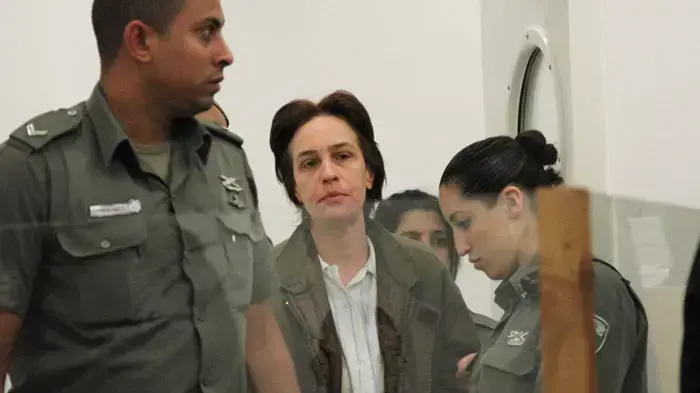 הגשת חוות דעת שקובעת האם מיכל אלוני הייתה אחראית למעשיה בעת הרצח, אפריל 2011 הגשת חוות דעת שקובעת האם מיכל אלוני הייתה אחראית למעשיה בעת הרצח, אפריל 2011