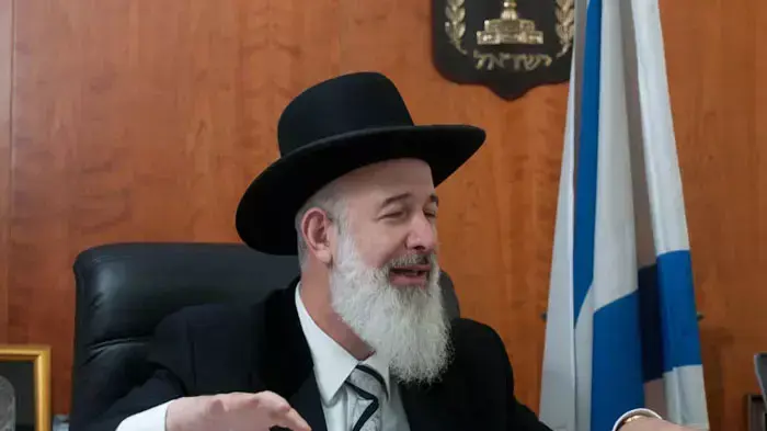 הרב יונה מצגר, הרב הראשי האשכנזי בישראל ונשיא מועצת הרבנות הראשית, אפריל 2011 הרב יונה מצגר, הרב הראשי האשכנזי בישראל ונשיא מועצת הרבנות הראשית, אפריל 2011