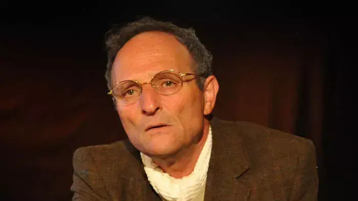 נושא: מתוך "חרפות וגידופים" נושא: מתוך "חרפות וגידופים"