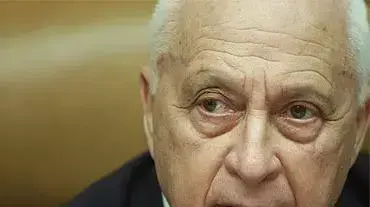 ראש הממשלה אריאל שרון ( צילום באו באו ) ראש הממשלה אריאל שרון ( צילום באו באו )