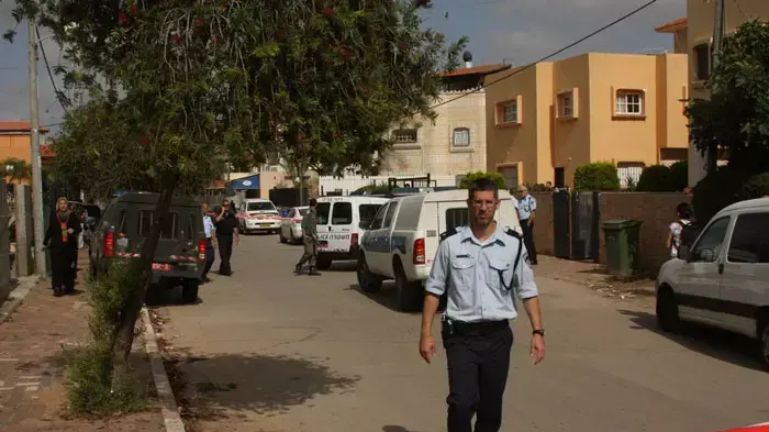 תמונות מזירת רצח הצעירה בקלנסווה תמונות מזירת רצח הצעירה בקלנסווה