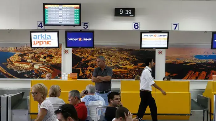 עומס בנמל התעופה שדה דב עקב זיהום הדלק, מאי 2011 עומס בנמל התעופה שדה דב עקב זיהום הדלק, מאי 2011