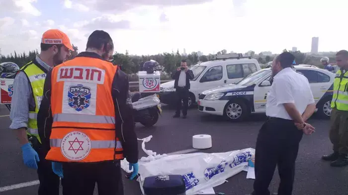 תאונת דרכים קטלנית בכביש 5 שבה נהרג רוכב אופנוע, מאי 2011 תאונת דרכים קטלנית בכביש 5 שבה נהרג רוכב אופנוע, מאי 2011