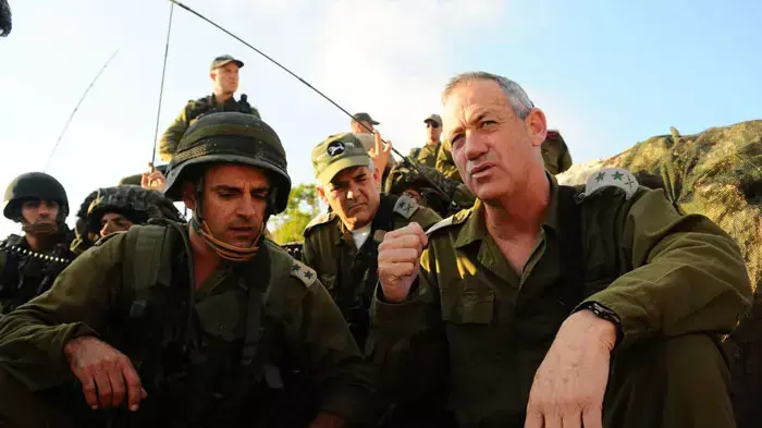 הרמטכ"ל מבקר בתרגיל של חטיבת כפיר, מאי 2011 הרמטכ"ל מבקר בתרגיל של חטיבת כפיר, מאי 2011
