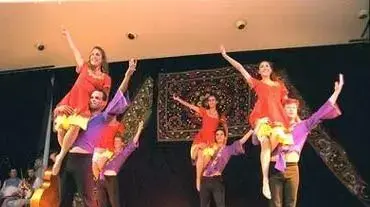 ריקודי עם ריקודי עם