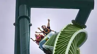 רכבת הרים Kingda Ka, Six Flags Great Adventure בניו ג'רזי רכבת הרים Kingda Ka, Six Flags Great Adventure בניו ג'רזי
