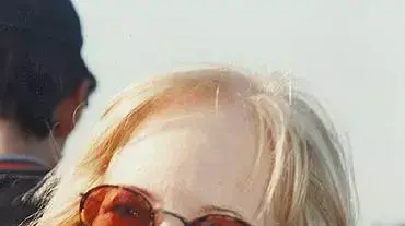 נעמי בלומנטל נעמי בלומנטל