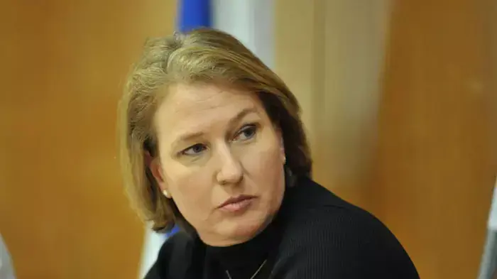 נציגי מחאת הדיור בכנס שיזמה רונית תירוש בנושא יוקר המחייה בכנסת בהשתתפות גל אלון, יולי 2011 נציגי מחאת הדיור בכנס שיזמה רונית תירוש בנושא יוקר המחייה בכנסת בהשתתפות גל אלון, יולי 2011