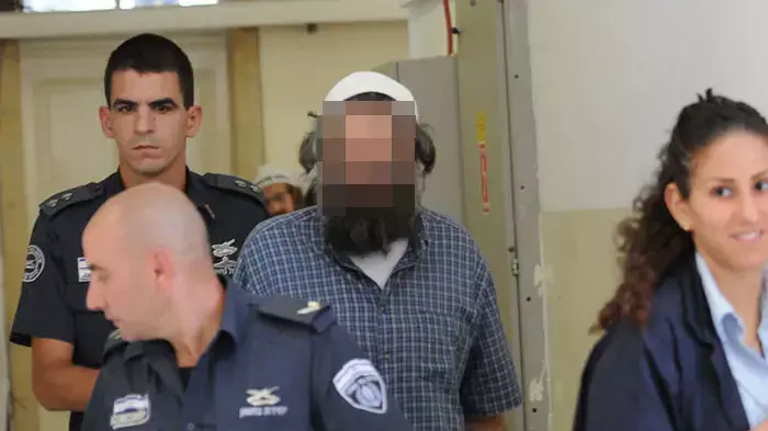 חשוד בהתעללות ואונס ילדים, יולי 2011 חשוד בהתעללות ואונס ילדים, יולי 2011