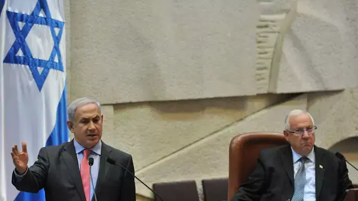ראש הממשלה בנימין נתניהו בדיון 40 החתימות, אוגוסט 2011 ראש הממשלה בנימין נתניהו בדיון 40 החתימות, אוגוסט 2011