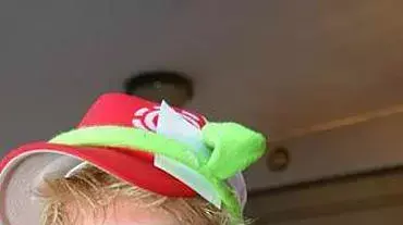 עופר שכטר