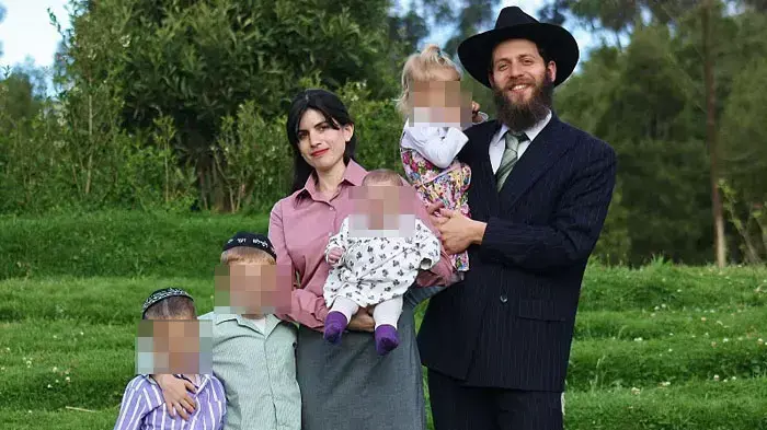 שליח מאתר בית חבד באקוודור, יולי 2011 שליח מאתר בית חבד באקוודור, יולי 2011
