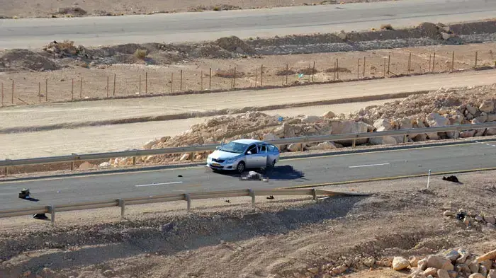 רכב שנפגע מירי על ידי חוליית מחבלים, פיגוע בדרום אוגוסט 2011 רכב שנפגע מירי על ידי חוליית מחבלים, פיגוע בדרום אוגוסט 2011