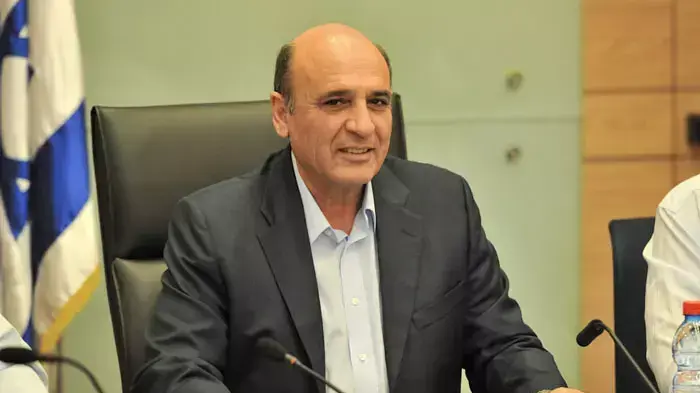 שאול מופז בועדת חוץ וביטחון בכנסת, אוגוסט 2011 שאול מופז בועדת חוץ וביטחון בכנסת, אוגוסט 2011