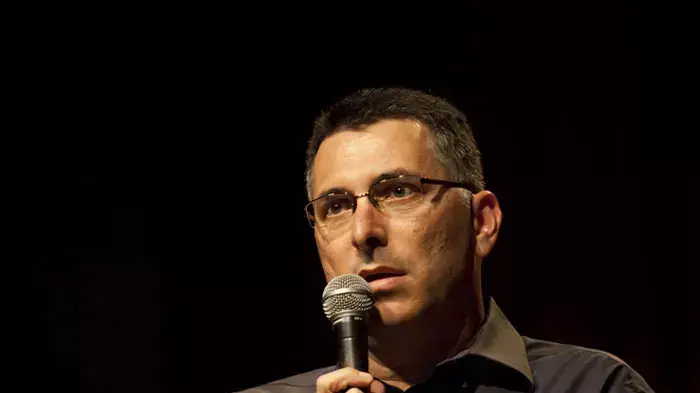 השר גדעון סער באירוע שבתרבות בחולון, ספטמבר 2011 השר גדעון סער באירוע שבתרבות בחולון, ספטמבר 2011