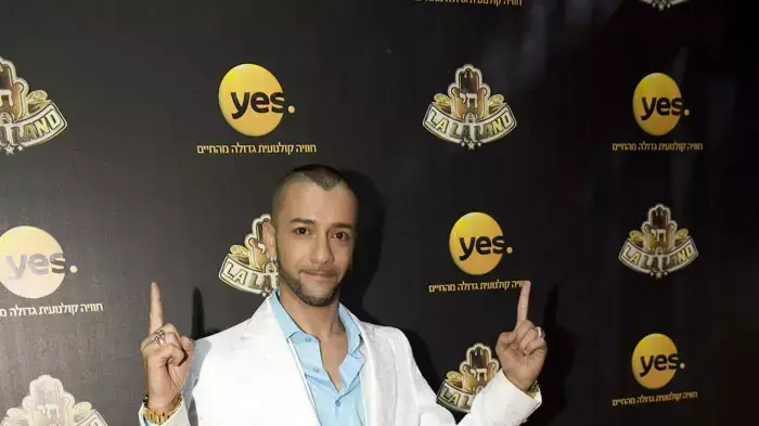 דודו, תאכל אבק. דה לוקו אחרי הזכייה ב"חי בלה לה לנד" דודו, תאכל אבק. דה לוקו אחרי הזכייה ב"חי בלה לה לנד"