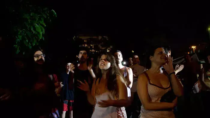 הפגנה מול ביתו של רון חולדאי במחאה על פינוי המאהלים, ספטמבר 2011