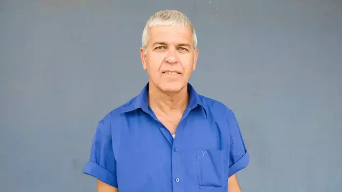 חנוך גרוסמן, נהג אוטובוס, איך סוגרים את החודש חנוך גרוסמן, נהג אוטובוס, איך סוגרים את החודש