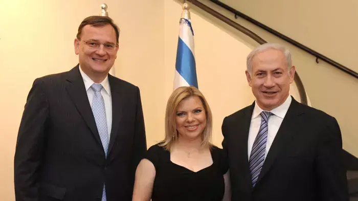 ראש הממשלה בנימין נתניהו ורעייתו שרה מקבלים את פני ראש ממשלת צ'כיה בבית ראש הממשלה בירושלים ראש הממשלה בנימין נתניהו ורעייתו שרה מקבלים את פני ראש ממשלת צ'כיה בבית ראש הממשלה בירושלים