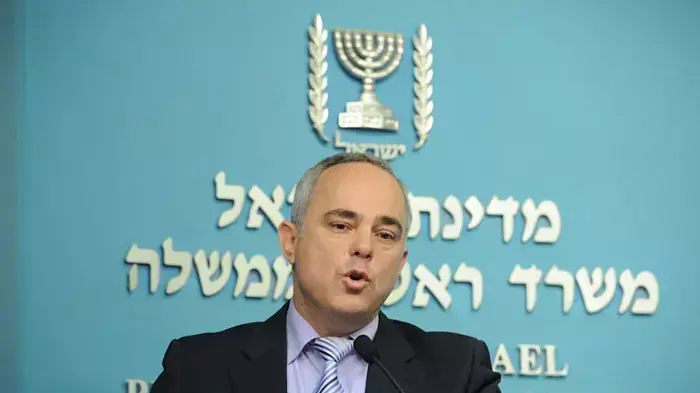 שר האוצר יובל שטייניץ במסיבת עיתונאים לאחר קבלת ההמלצות של הועדה לבחינת ריכוזיות במשק, ספטמבר 20111 שר האוצר יובל שטייניץ במסיבת עיתונאים לאחר קבלת ההמלצות של הועדה לבחינת ריכוזיות במשק, ספטמבר 20111