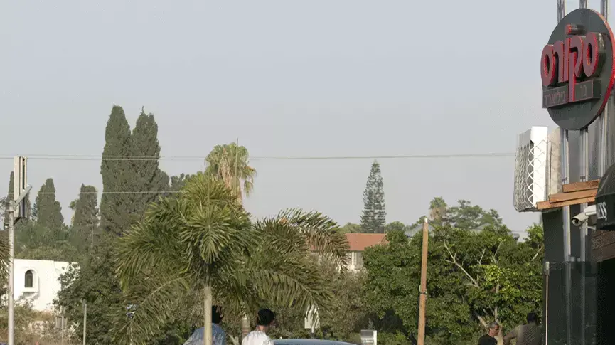 גופה אותרה באזור התעשייה בראשון לציון, לידו נמצא אדם פצוע גופה אותרה באזור התעשייה בראשון לציון, לידו נמצא אדם פצוע