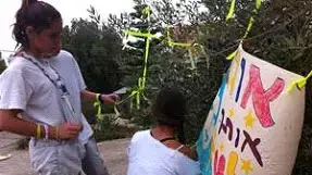 הכנות במצפה הילה לקראת הגעתם של משפחת שליט, אוקטובר 2011 הכנות במצפה הילה לקראת הגעתם של משפחת שליט, אוקטובר 2011