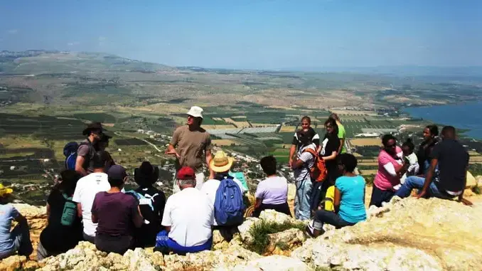 מטיילים בחג הסוכות אוקטובר, 2011 מטיילים בחג הסוכות אוקטובר, 2011