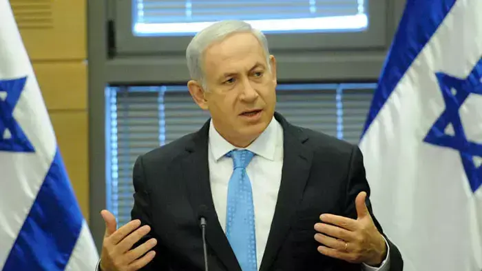 ראש הממשלה בנימין נתניהו בישיבת סיעת הליכוד, אוקטובר 2011 ראש הממשלה בנימין נתניהו בישיבת סיעת הליכוד, אוקטובר 2011