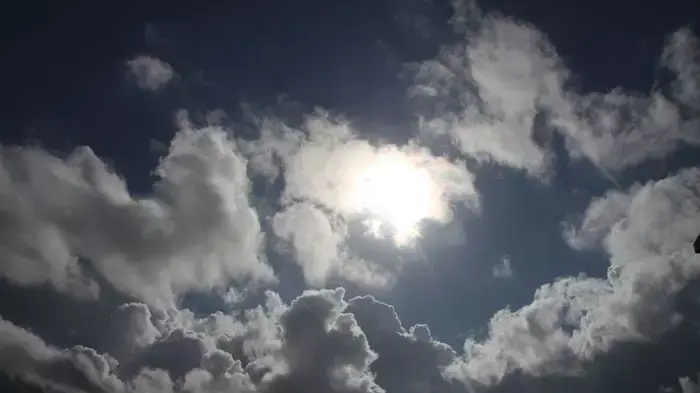 מזג אוויר סוער בנמל קיסריה מזג אוויר סוער בנמל קיסריה