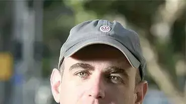 יוסף סידר במאי הסרט מדורת השבט יוסף סידר במאי הסרט מדורת השבט