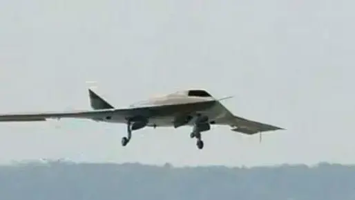 מטוס ללא טייס מדגם RQ-170 מתוצרת ארצות הברית, הנחשב לבעל יכולות חמקניות מטוס ללא טייס מדגם RQ-170 מתוצרת ארצות הברית, הנחשב לבעל יכולות חמקניות