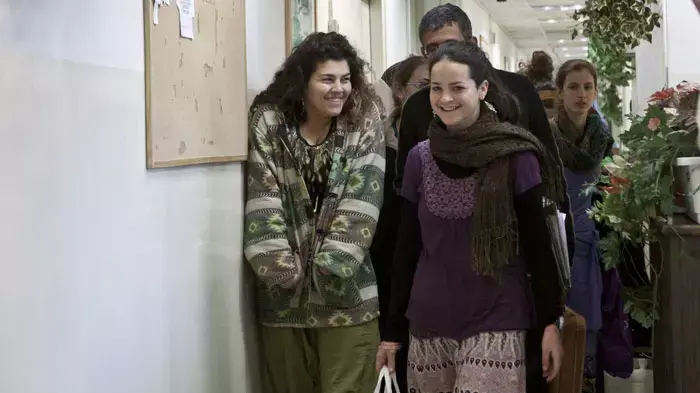 הגשת כתב אישום של מתנחלות שחשודות בהשחתת רכבי צה"ל, בית משפט השלום, י-ם. דצמבר 2011 הגשת כתב אישום של מתנחלות שחשודות בהשחתת רכבי צה"ל, בית משפט השלום, י-ם. דצמבר 2011