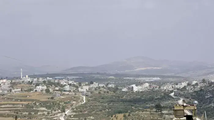 מאחז בגדה המערבית היהודית ,רמת גלעד, דצמבר 2011 מאחז בגדה המערבית היהודית ,רמת גלעד, דצמבר 2011