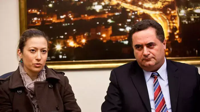 שר התחבורה ישראל כץ נפגש עם טניה רוזנבליט , דצמבר 2011 שר התחבורה ישראל כץ נפגש עם טניה רוזנבליט , דצמבר 2011
