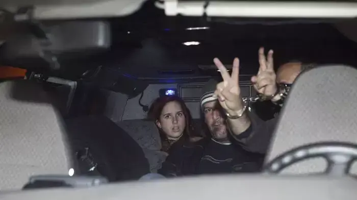 סתיו שפיר נעצרה בהפגנה בתל אביב סתיו שפיר נעצרה בהפגנה בתל אביב