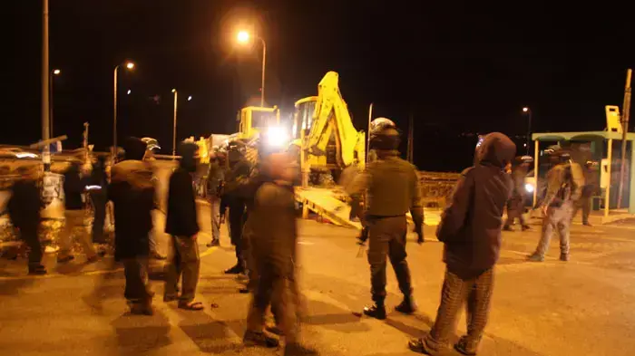 פינוי מאחז בעוז ציון, ינואר 2012 פינוי מאחז בעוז ציון, ינואר 2012