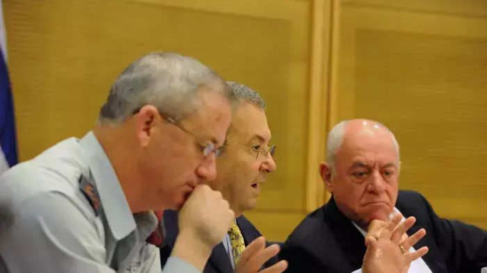 אהוד ברק בוועדה לביקורת המדינה, ינואר 2012 אהוד ברק בוועדה לביקורת המדינה, ינואר 2012
