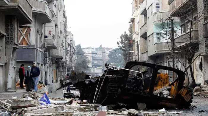 הרס בעיר חומס, סוריה, בעקבות קרבות בין הצבא למורדים, 23 בינואר 2012 הרס בעיר חומס, סוריה, בעקבות קרבות בין הצבא למורדים, 23 בינואר 2012