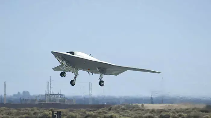 המל"ט X-47B של צבא ארה"ב המל"ט X-47B של צבא ארה"ב