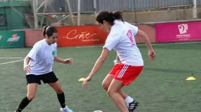 בית הספר לכדורגל לבנות בביירות, לבנון בית הספר לכדורגל לבנות בביירות, לבנון