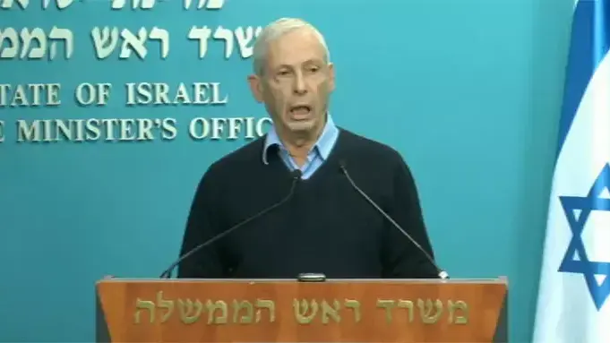 בני בגין במסיבת עיתונאים בנושא בג"ץ מגרון, פברואר 2012