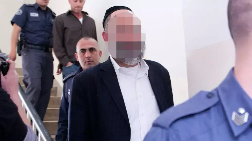 הארכת מעצר לחשודים בפרשת הסחיטה של האתר אינטרנט חדרי חרדים הארכת מעצר לחשודים בפרשת הסחיטה של האתר אינטרנט חדרי חרדים