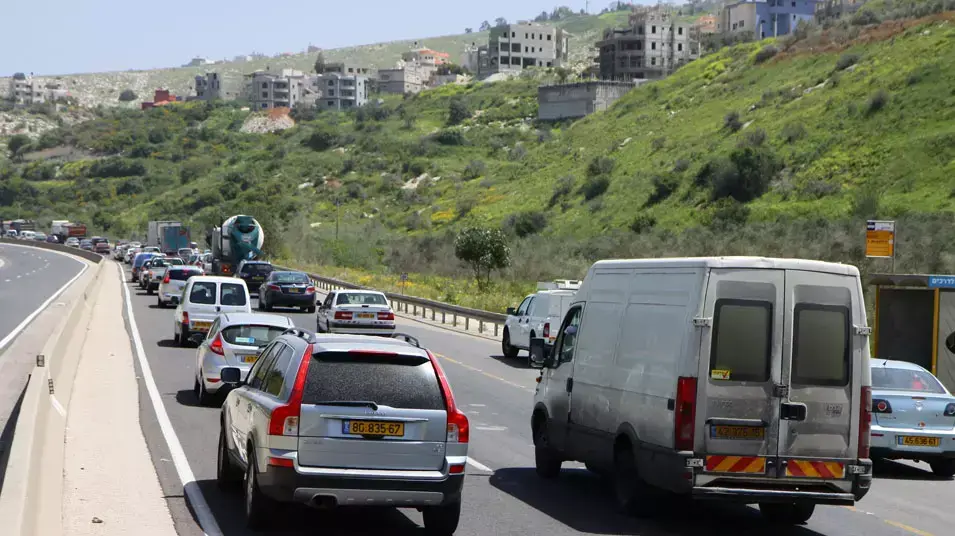 עומסי תנועה כבדים בחג הפסח, אפריל 2012 עומסי תנועה כבדים בחג הפסח, אפריל 2012