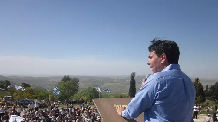 דני דנון באירוע באזור חומש אפריל 2012 דני דנון באירוע באזור חומש אפריל 2012