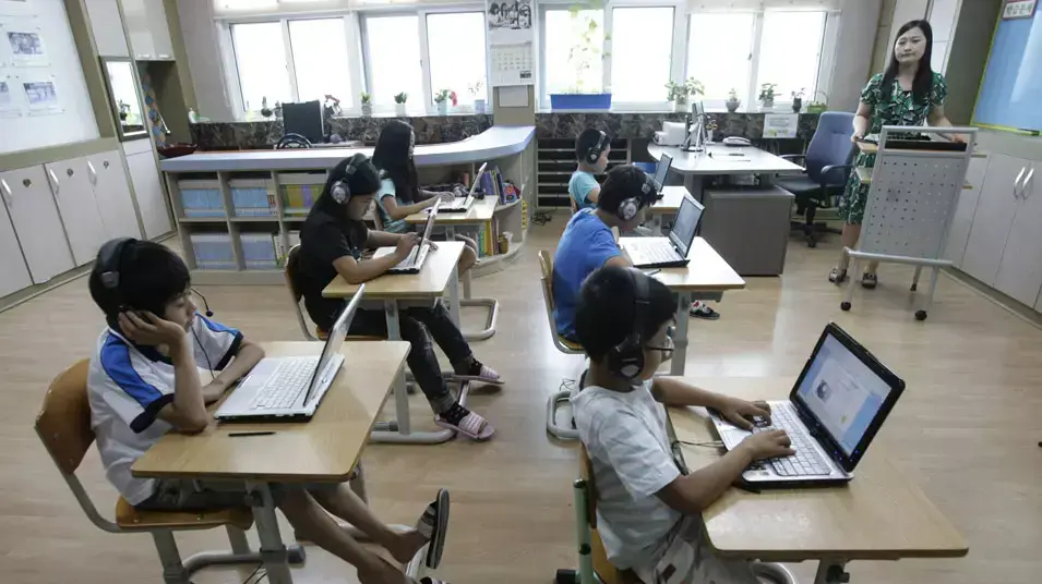דרום קוריאה טאבלט בית ספר דרום קוריאה טאבלט בית ספר