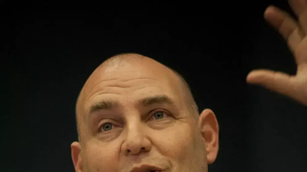 צביקה הדר צביקה הדר