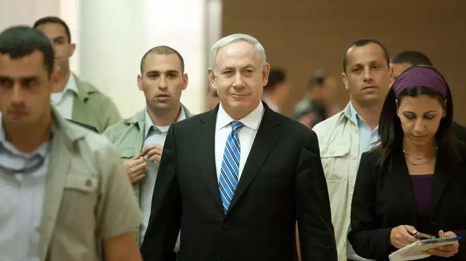 בינימן נתניהו לאחר חתימת ההסכם בועידת הכנסת בינימן נתניהו לאחר חתימת ההסכם בועידת הכנסת